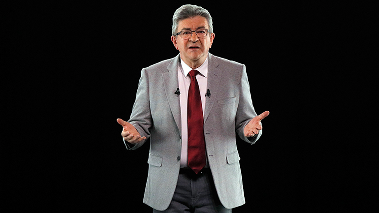 Γαλλικές εκλογές: Επικεφαλής αριστερού κόμματος ζητά από τους ψηφοφόρους του να επιλέξουν Μακρόν, αποχή ή λευκό